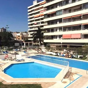 https://central-2-bedroom-apartment-in-la-nogalera.1costadelsol.com
